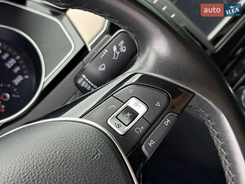 Седан Volkswagen Passat 2015 в Кривому Розі