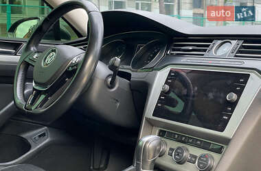 Универсал Volkswagen Passat 2017 в 