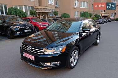 Седан Volkswagen Passat 2015 в Киеве