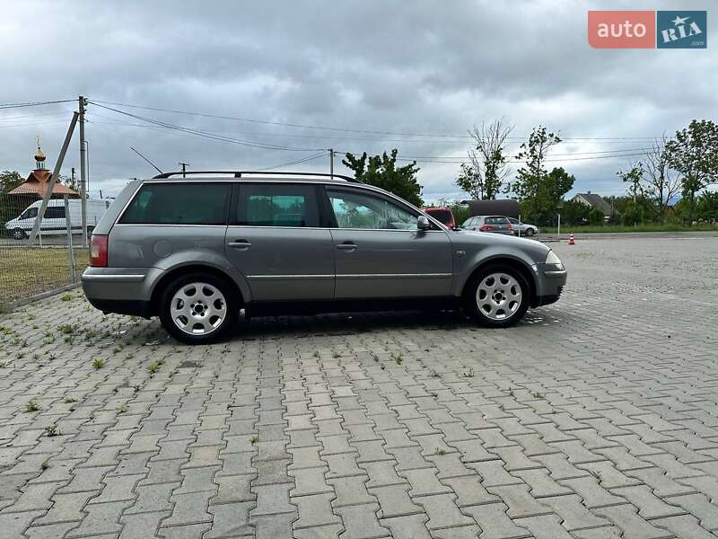 Универсал Volkswagen Passat 2002 в Глыбокой