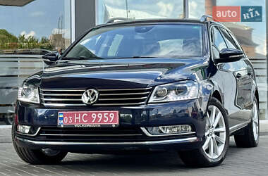 Универсал Volkswagen Passat 2012 в Житомире