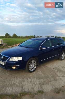 Универсал Volkswagen Passat 2006 в Ровно