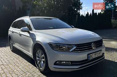 Универсал Volkswagen Passat 2017 в Львове