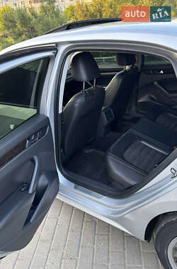 Седан Volkswagen Passat 2013 в 