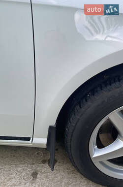 Универсал Volkswagen Passat 2013 в 