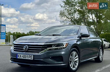 Седан Volkswagen Passat 2020 в Києві