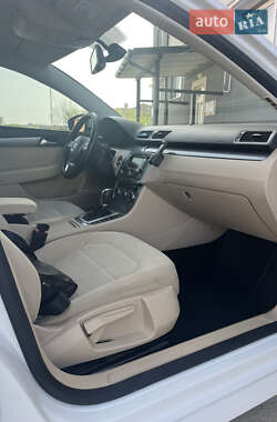 Универсал Volkswagen Passat 2014 в 