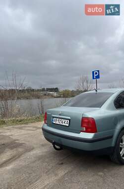 Седан Volkswagen Passat 1997 в Виннице