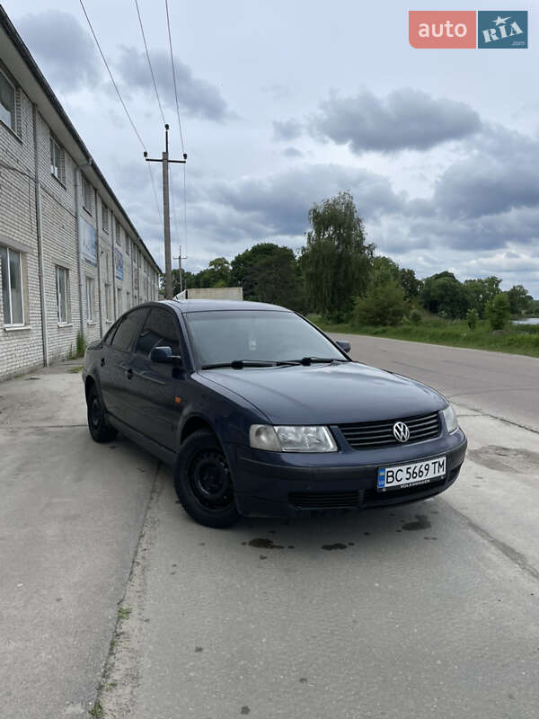 Volkswagen Passat 1998