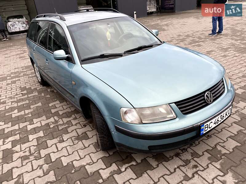 Універсал Volkswagen Passat 1998 в Шептицькому
