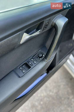 Універсал Volkswagen Passat 2011 в 