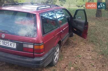 Универсал Volkswagen Passat 1989 в 