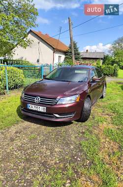 Седан Volkswagen Passat 2013 в Львове