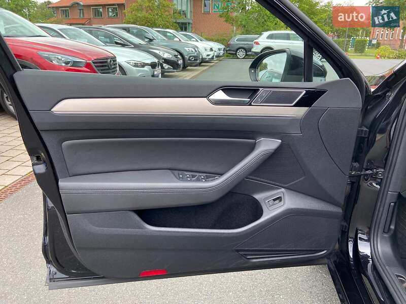 Универсал Volkswagen Passat 2017 в Черновцах