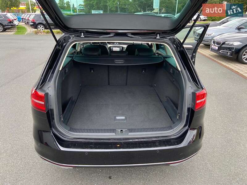 Универсал Volkswagen Passat 2017 в Черновцах