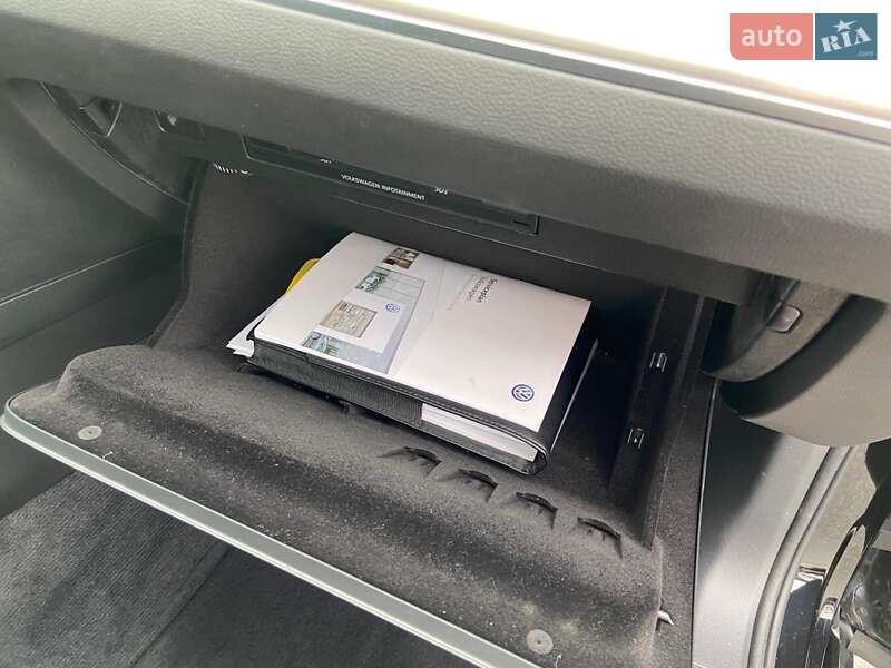 Универсал Volkswagen Passat 2017 в Черновцах