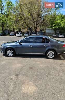 Седан Volkswagen Passat 2012 в 