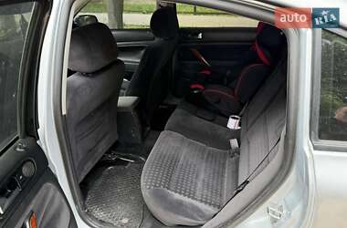 Седан Volkswagen Passat 2000 в 