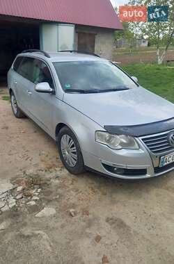 Універсал Volkswagen Passat 2005 в 