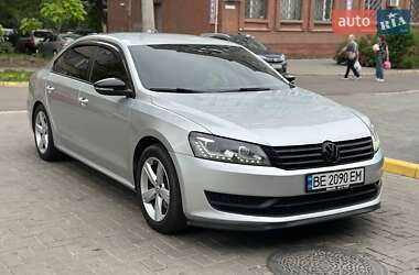 Седан Volkswagen Passat 2013 в Николаеве