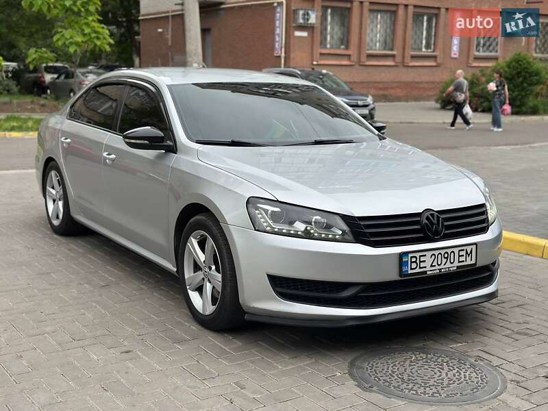 Седан Volkswagen Passat 2013 в 