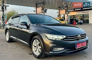 Универсал Volkswagen Passat 2020 в Дубно