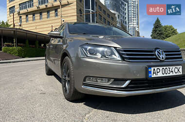 Седан Volkswagen Passat 2014 в 