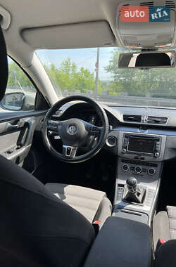 Седан Volkswagen Passat 2014 в 