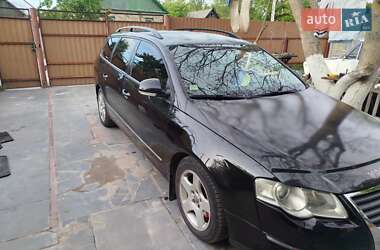 Універсал Volkswagen Passat 2005 в Брусилові