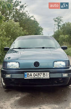 Седан Volkswagen Passat 1989 в Благовіщенську
