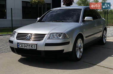 Седан Volkswagen Passat 2001 в Умані