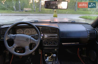 Седан Volkswagen Passat 1994 в 