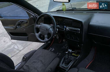 Седан Volkswagen Passat 1994 в 