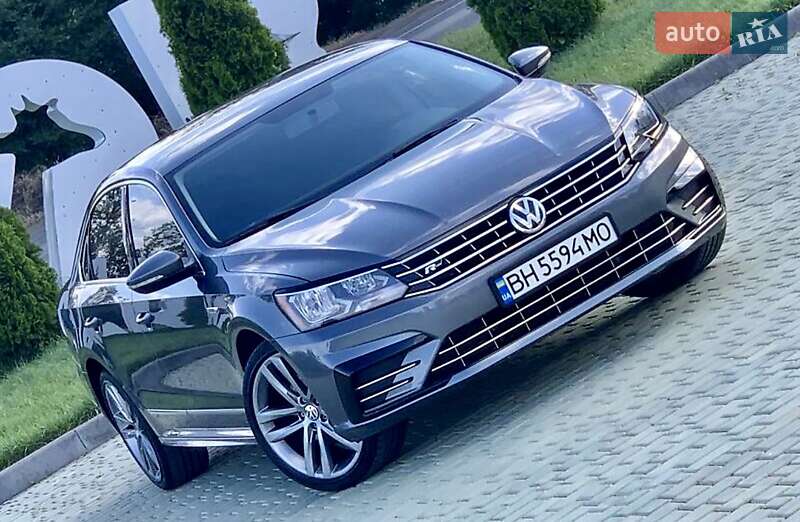 Седан Volkswagen Passat 2017 в Одесі