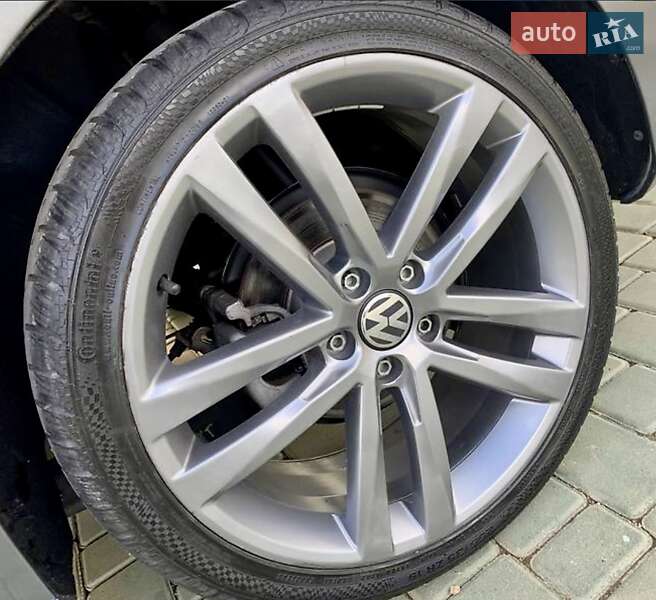 Седан Volkswagen Passat 2017 в Одесі