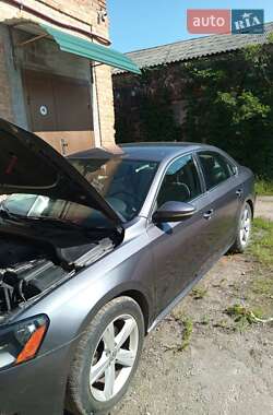 Седан Volkswagen Passat 2011 в 
