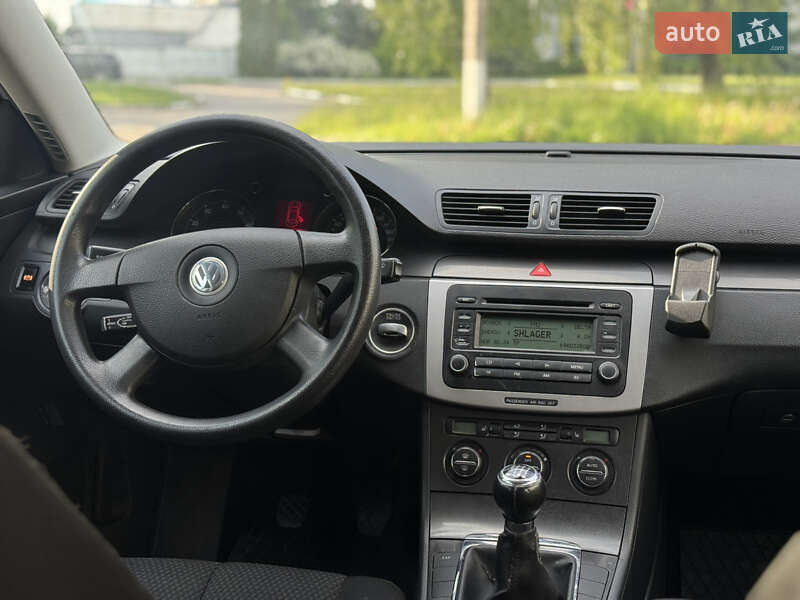 Седан Volkswagen Passat 2007 в Лубнах