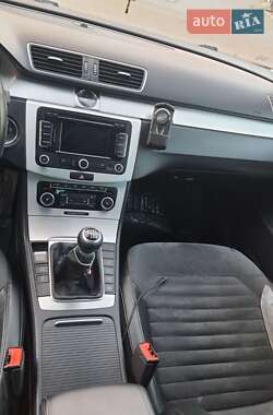 Универсал Volkswagen Passat 2011 в Львове