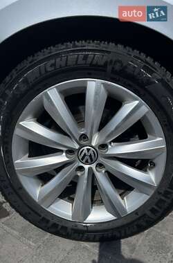 Универсал Volkswagen Passat 2015 в 