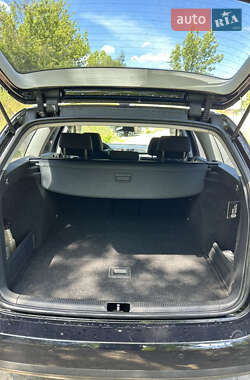 Универсал Volkswagen Passat 2010 в 