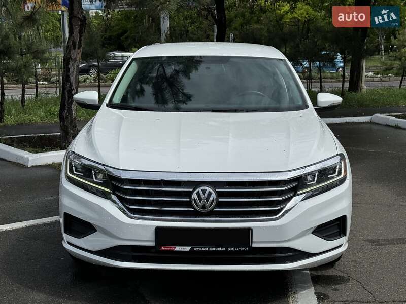 Volkswagen Passat 2021