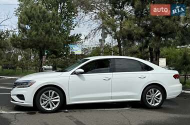 Седан Volkswagen Passat 2021 в 
