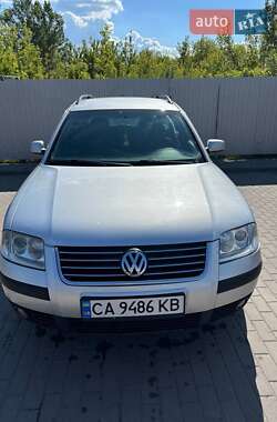 Універсал Volkswagen Passat 2001 в 