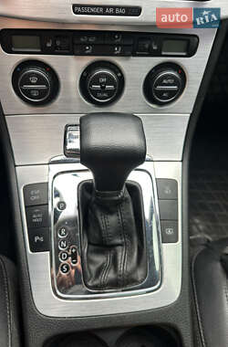 Седан Volkswagen Passat 2008 в 