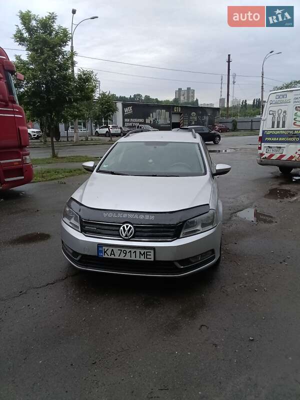 Универсал Volkswagen Passat 2013 в 