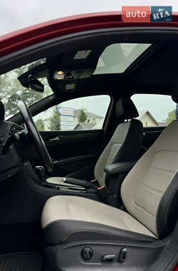 Седан Volkswagen Passat 2022 в 