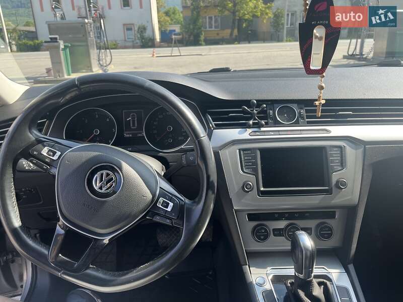 Универсал Volkswagen Passat 2015 в Ужгороде фото 17 Универсал Volkswagen Passat 2015 в Ужгороде
