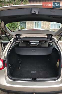 Универсал Volkswagen Passat 2006 в 