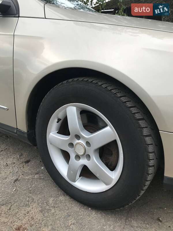 Универсал Volkswagen Passat 2006 в Любомле