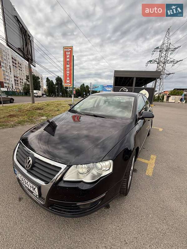 Седан Volkswagen Passat 2005 в Киеве